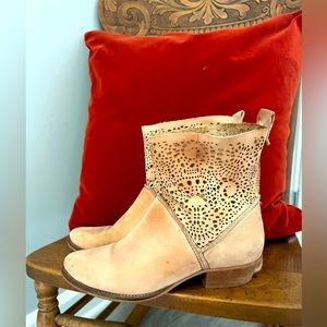 Crown Vintage Laser Cut Leather Boot.